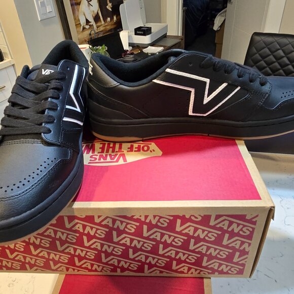 VANS LOWLAND 2.0 SNEAKERS SHOES Black / White VN000D6RB8C MEN SZ 10.5 SKATEBOARD - Picture 3 of 14